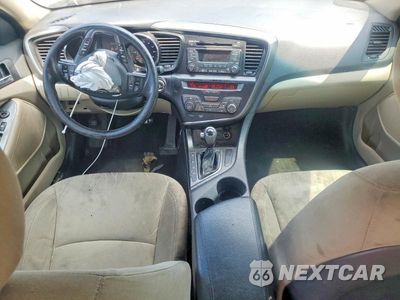 Zdjęcie 8 z 12 samochodu: 2013 KIA OPTIMA HYBRID VIN:KNAGM4AD3D5058640 - miniatura