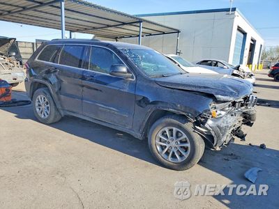 Czwarte zdjęcie samochodu z boku: 2021 JEEP GRAND CHEROKEE LAREDO VIN:1C4RJEAG4MC812760 - miniatura