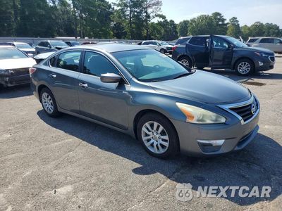 Czwarte zdjęcie samochodu z boku: 2015 NISSAN ALTIMA 2.5 S VIN:1N4AL3AP2FN403391 - miniatura