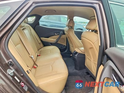 Zdjęcie 10 z 12 samochodu: 2015 HYUNDAI AZERA BASE VIN:KMHFG4JG0FA472402 - miniatura