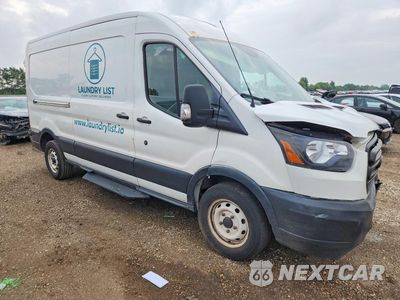Czwarte zdjęcie samochodu z boku: 2019 FORD TRANSIT 150 DELIVERY VAN VIN:1FTYE2CM1KKB51385 - miniatura