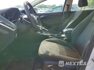 Zdjęcie 7 z 13 samochodu: 2016 FORD FOCUS SE VIN:1FADP3K24GL263796 - miniatura