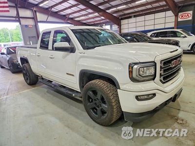 Czwarte zdjęcie samochodu z boku: 2017 GMC SIERRA K1500 VIN:1GTV2LEC0HZ217432 - miniatura