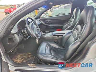 Zdjęcie 7 z 12 samochodu: 2001 CHEVROLET CORVETTE VIN:1G1YY22G815124807 - miniatura