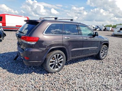Trzecie zdjęcie samochodu z tyłu: 2017 JEEP GRAND CHEROKEE OVERLAND VIN:1C4RJFCG6HC695790 - miniatura