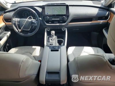 Zdjęcie 8 z 14 samochodu: 2026 TOYOTA GRAND HIGHLANDER HYBRID LIMITED VIN:5TDACAB56TS066192 - miniatura
