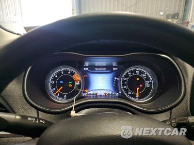 Zdjęcie 9 z 14 samochodu: 2019 JEEP CHEROKEE LIMITED VIN:1C4PJMDX7KD252432 - miniatura