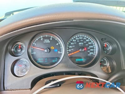 Zdjęcie 9 z 13 samochodu: 2011 GMC SIERRA K3500 SLT VIN:1GT424C83BF146493 - miniatura