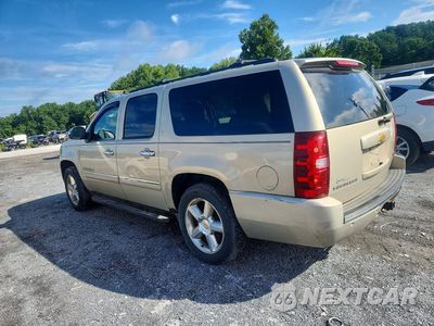 Drugie zdjęcie samochodu z przodu: 2011 CHEVROLET SUBURBAN K1500 LTZ VIN:1GNSKKE3XBR365812 - miniatura