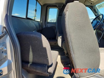 Zdjęcie 10 z 12 samochodu: 2011 FORD RANGER SUPER CAB VIN:1FTLR4FE3BPA81499 - miniatura