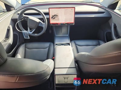 Zdjęcie 8 z 12 samochodu: 2025 TESLA MODEL 3 VIN:5YJ3E1EA5SF905120 - miniatura
