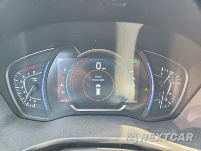 Zdjęcie 9 z 14 samochodu: 2020 HYUNDAI SANTA FE SEL VIN:5NMS33AD3LH145783 - miniatura
