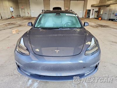 Piąte zdjęcie samochodu w środku: 2023 TESLA MODEL 3 VIN:5YJ3E1EA1PF467705 - miniatura