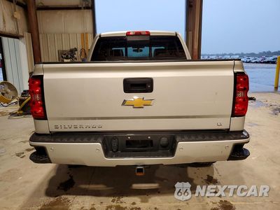 Zdjęcie 6 z 12 samochodu: 2017 CHEVROLET SILVERADO K1500 LT VIN:3GCUKREC0HG102277 - miniatura