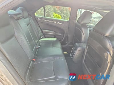 Zdjęcie 10 z 13 samochodu: 2014 CHRYSLER 300C VIN:2C3CCAEG2EH214088 - miniatura