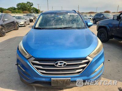 Piąte zdjęcie samochodu w środku: 2018 HYUNDAI TUCSON SEL VIN:KM8J33A41JU600241 - miniatura
