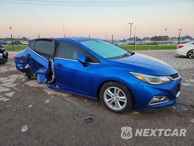 Czwarte zdjęcie samochodu z boku: 2017 CHEVROLET CRUZE LT VIN:1G1BE5SM8H7234812 - miniatura