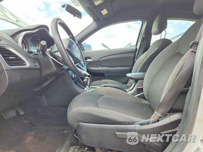 Zdjęcie 7 z 13 samochodu: 2014 DODGE AVENGER SE VIN:1C3CDZAG9EN222472 - miniatura