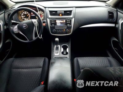 Zdjęcie 8 z 11 samochodu: 2016 NISSAN ALTIMA 2.5 S VIN:1N4AL3AP5GN357539 - miniatura