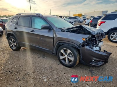 Czwarte zdjęcie samochodu z boku: 2019 JEEP CHEROKEE LIMITED VIN:1C4PJMDX2KD134899 - miniatura