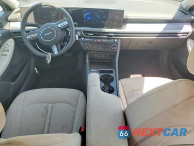 Zdjęcie 8 z 12 samochodu: 2025 HYUNDAI SONATA SEL VIN:KMHL64JA6SA457821 - miniatura