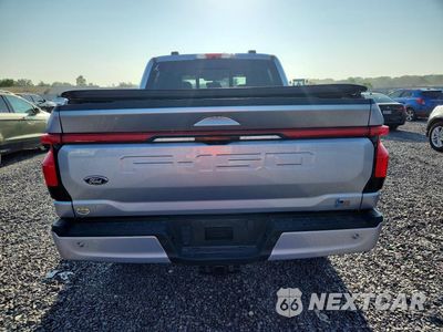 Zdjęcie 6 z 12 samochodu: 2022 FORD F150 LIGHTNING PRO VIN:1FTVW1EL8NWG16160 - miniatura