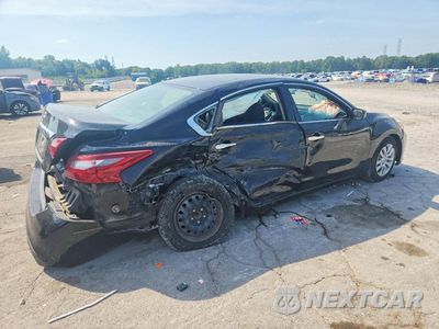 Trzecie zdjęcie samochodu z tyłu: 2018 NISSAN ALTIMA 2.5 S VIN:1N4AL3APXJC120340 - miniatura