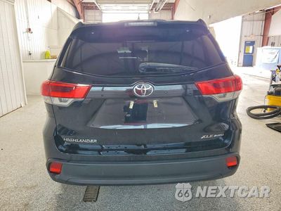 Zdjęcie 6 z 13 samochodu: 2017 TOYOTA HIGHLANDER XLE VIN:5TDJZRFH9HS483041 - miniatura