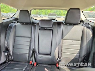 Zdjęcie 10 z 13 samochodu: 2016 FORD ESCAPE TITANIUM VIN:1FMCU9J98GUB90633 - miniatura