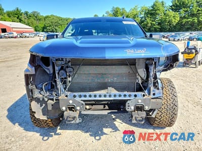 Piąte zdjęcie samochodu w środku: 2019 CHEVROLET SILVERADO K1500 RST VIN:1GCUYEED8KZ191667 - miniatura