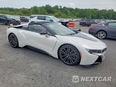 Czwarte zdjęcie samochodu z boku: 2019 BMW I8 VIN:WBY2Z6C57K7E16308 - miniatura