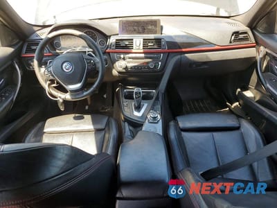 Zdjęcie 8 z 12 samochodu: 2013 BMW 335 I VIN:WBA3A9G52DNP36637 - miniatura