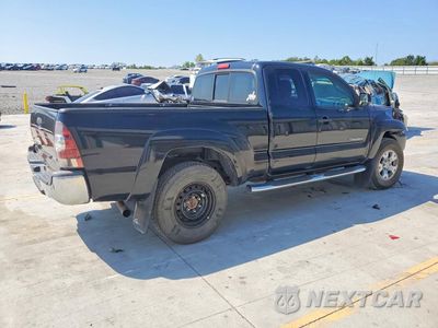 Trzecie zdjęcie samochodu z tyłu: 2013 TOYOTA TACOMA BASE VIN:5TFUX4EN0DX021226 - miniatura