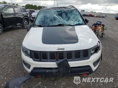 Piąte zdjęcie samochodu w środku: 2017 JEEP COMPASS TRAILHAWK VIN:3C4NJDDB5HT646476 - miniatura