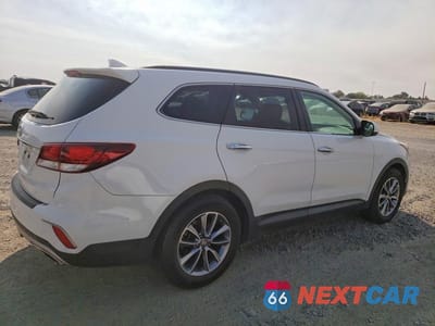 Trzecie zdjęcie samochodu z tyłu: 2018 HYUNDAI SANTA FE SE VIN:KM8SM4HF2JU271810 - miniatura