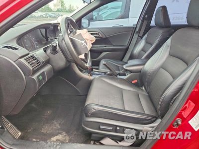 Zdjęcie 7 z 12 samochodu: 2016 HONDA ACCORD SPORT VIN:1HGCR2F51GA204457 - miniatura