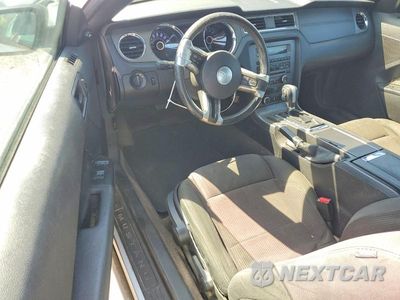 Zdjęcie 8 z 13 samochodu: 2014 FORD MUSTANG VIN:1ZVBP8EM3E5292152 - miniatura