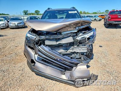 Piąte zdjęcie samochodu w środku: 2025 SUBARU FORESTER PREMIUM VIN:JF2SLSED7SH406970 - miniatura
