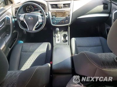 Zdjęcie 8 z 13 samochodu: 2016 NISSAN ALTIMA 2.5 S VIN:1N4AL3AP2GC187894 - miniatura