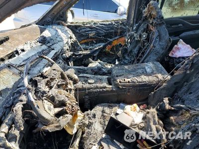Zdjęcie 7 z 12 samochodu: 2023 CADILLAC ESCALADE PREMIUM LUXURY VIN:1GYS3BKL1PR273841 - miniatura