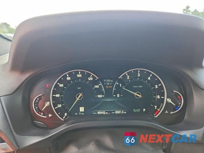 Zdjęcie 9 z 13 samochodu: 2019 BMW X3 XDRIVE30I VIN:5UXTR9C55KLE17955 - miniatura