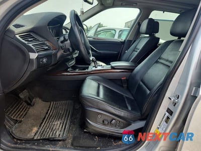 Zdjęcie 7 z 13 samochodu: 2009 BMW X5 XDRIVE30I VIN:5UXFE43519L272707 - miniatura
