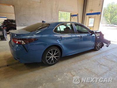 Trzecie zdjęcie samochodu z tyłu: 2023 TOYOTA CAMRY SE VIN:4T1G11AK5PU144935 - miniatura