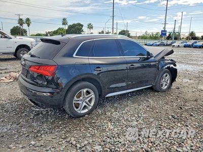 Trzecie zdjęcie samochodu z tyłu: 2019 AUDI Q5 PREMIUM VIN:WA1ANAFY2K2125172 - miniatura