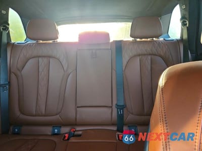 Zdjęcie 10 z 13 samochodu: 2026 BMW X5 M60I VIN:5UX33EU0XT9243731 - miniatura