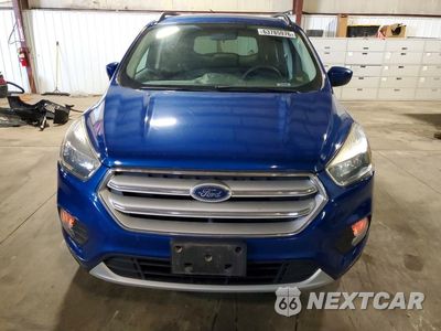 Piąte zdjęcie samochodu w środku: 2018 FORD ESCAPE SE VIN:1FMCU9GD1JUA28409 - miniatura