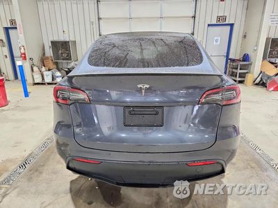 Zdjęcie 6 z 12 samochodu: 2023 TESLA MODEL Y VIN:7SAYGDEE1PF609607 - miniatura