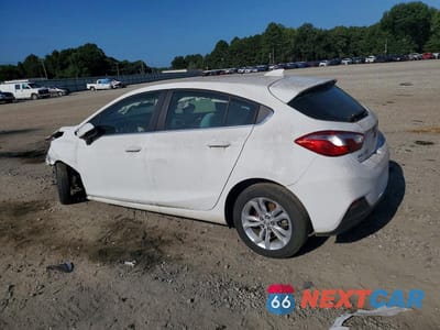 Drugie zdjęcie samochodu z przodu: 2019 CHEVROLET CRUZE LT VIN:3G1BE6SM0KS597653 - miniatura
