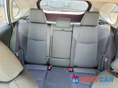 Zdjęcie 10 z 13 samochodu: 2025 TOYOTA RAV4 HYBRID XLE VIN:JTMRWRFV8SD311989 - miniatura
