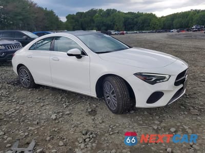 Czwarte zdjęcie samochodu z boku: 2025 MERCEDES-BENZ CLA 250 4MATIC VIN:W1K5J4HB4SN506703 - miniatura